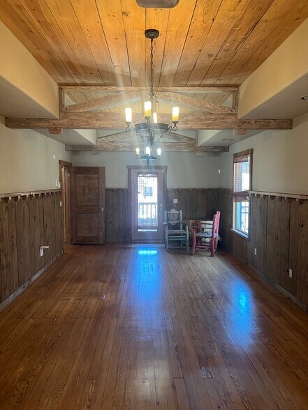 More Photos Of 314 W 14th Pl, Tulsa Office For Sale