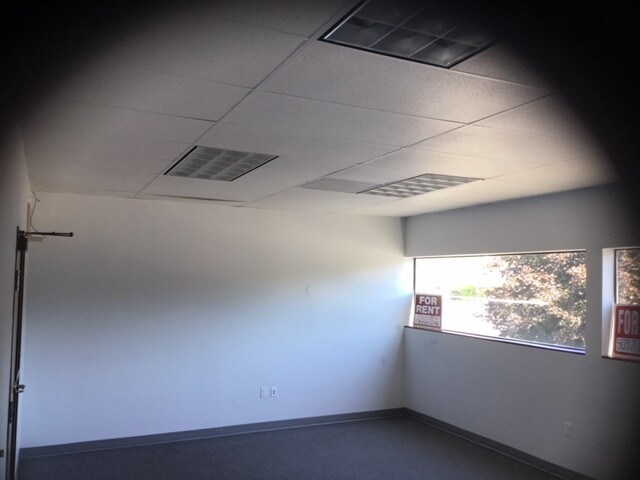 More Photos Of 13306 NW Cornell Rd, Portland Freestanding For Lease
