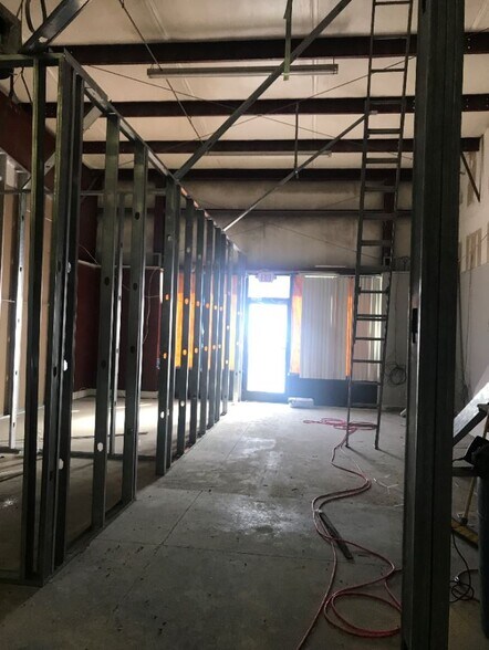 More Photos Of 1211 Ireland Dr, Fayetteville Light Distribution For Lease