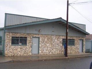 Primary Photo Of 1040 State St, Soledad Freestanding For Lease