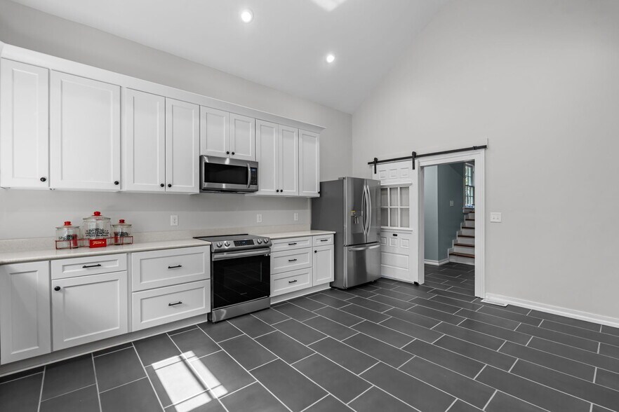 More Photos Of 202 W Main St, Sanford Office Residential For Sale