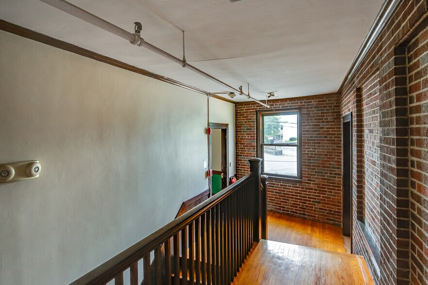 More Photos Of 3661 W Shore Rd, Warwick Warehouse For Sale