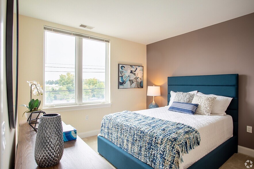 More Photos Of 20 Maryland Ave, Rockville Multifamily For Sale