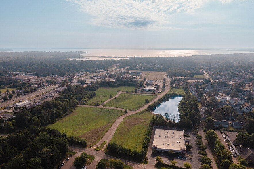 More Photos Of Harbour Pointe Crossing, Ridgeland Land For Sale