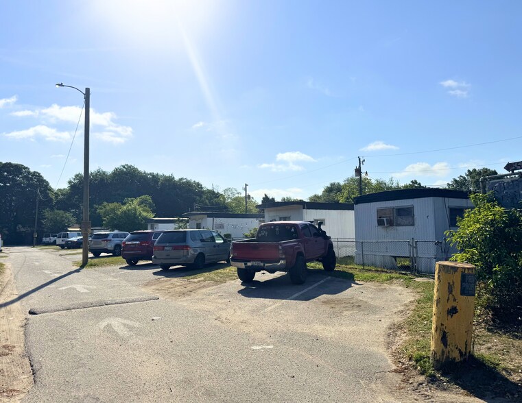 More Photos Of 5544 Dobson St, North Charleston Manufactured Housing Mobile Home Park For Sale