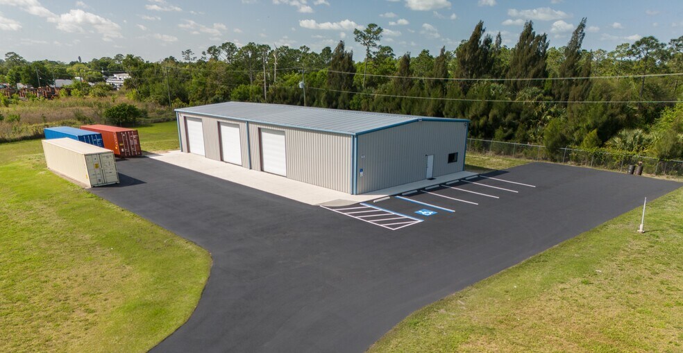 More Photos Of 395 E Lincoln Ave, LaBelle Warehouse For Sale