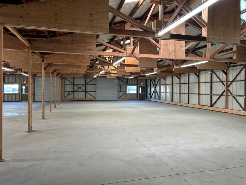 More Photos Of 155 Griffin St, Salinas Warehouse For Sale