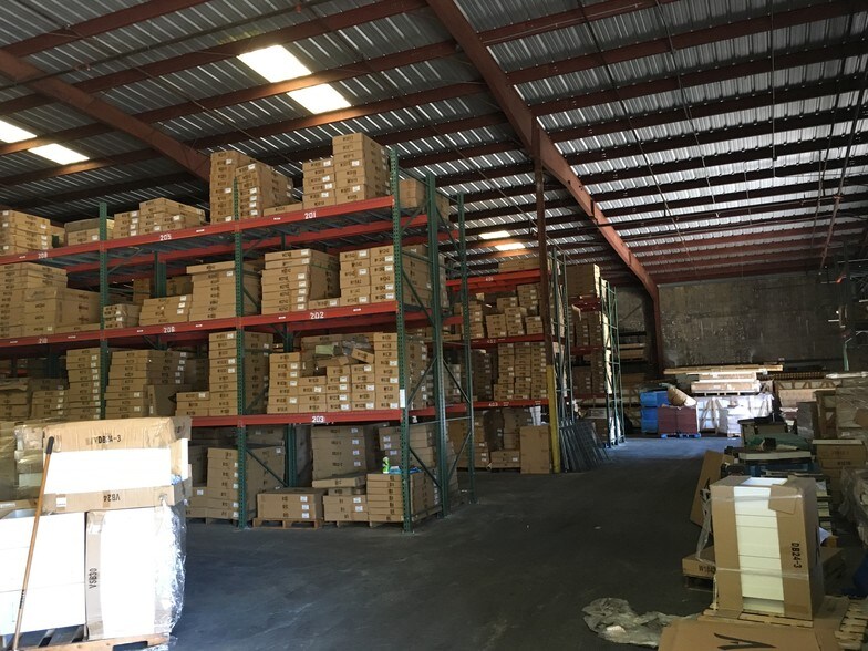 More Photos Of 920 Eha St, Wailuku Warehouse For Lease