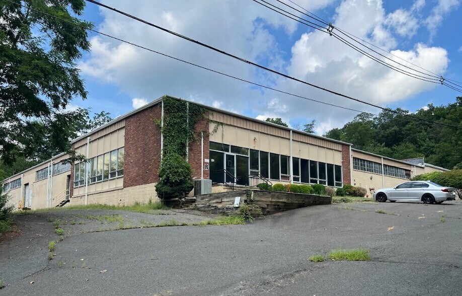 Primary Photo Of 342 US Highway 22, Green Brook Warehouse For Sale