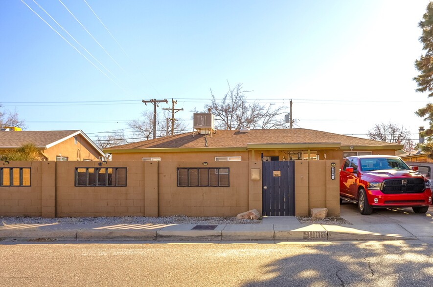 Primary Photo Of 9006 Woodland Ave NE, Albuquerque Telecom Hotel Data Hosting For Sale