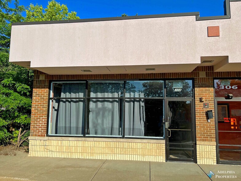 More Photos Of 300 Glen Ellyn Rd, Bloomingdale Unknown For Lease