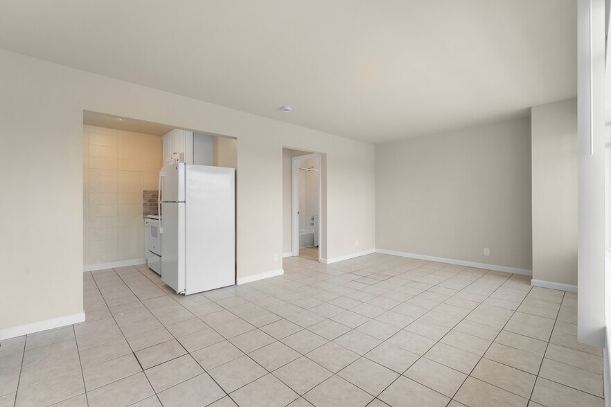 More Photos Of 1728 Broadway St, Redwood City Apartments For Sale