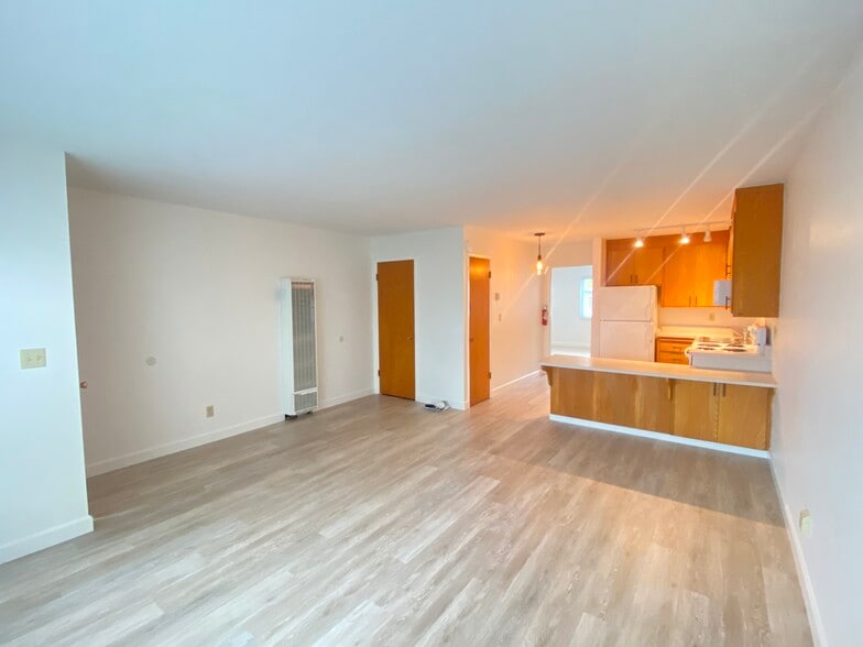 More Photos Of 140 Bay St, Santa Cruz Apartments For Sale