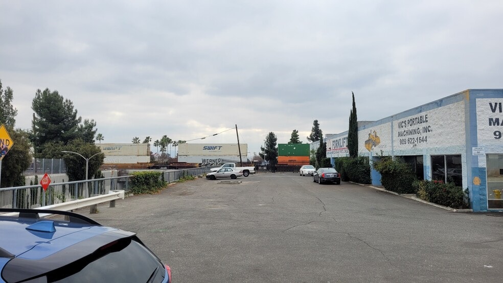 More Photos Of 159-161 N East End Ave, Pomona Industrial For Sale