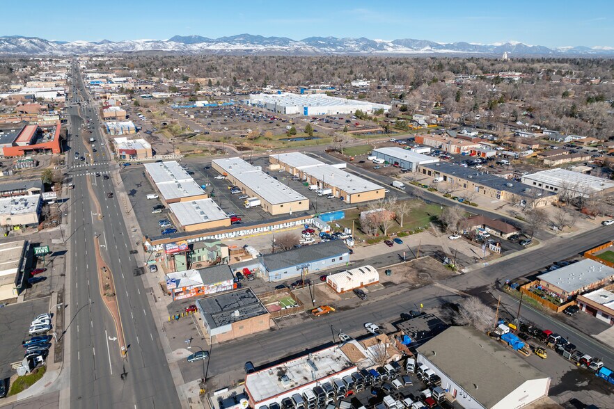 More Photos Of 7013 W Colfax Ave, Lakewood Apartments For Sale