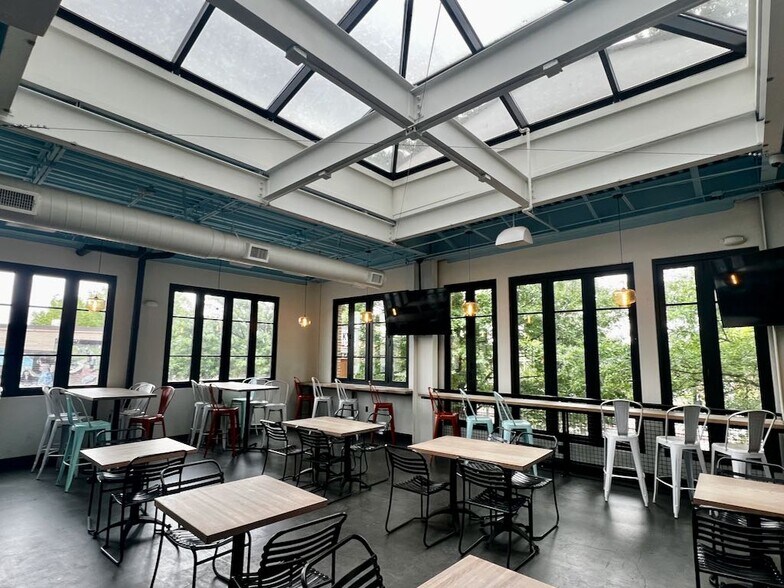 More Photos Of 8632 Main St, Woodstock Restaurant For Lease