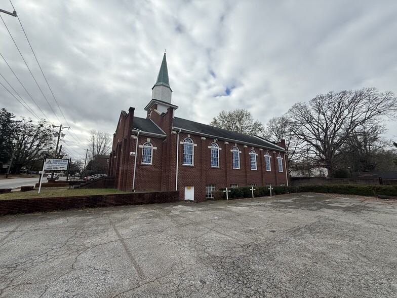 More Photos Of 1309 Woodside Ave, Greenville Specialty For Sale