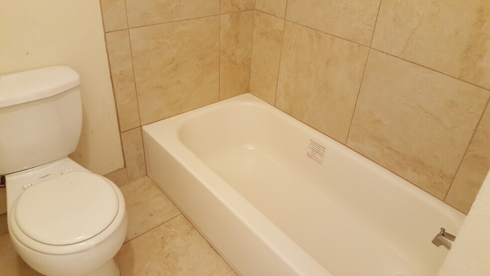 More Photos Of 12318 Ormandy St, Houston Apartments For Sale