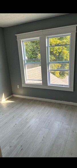 More Photos Of 534 W Ridge Rd, Rochester Restaurant For Sale