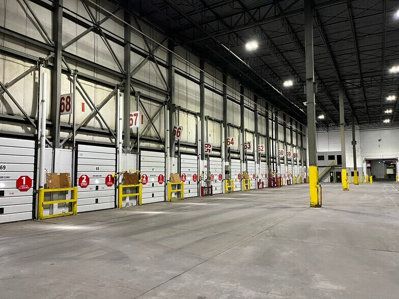 More Photos Of 1120 Harvey Ln, Suffield Distribution For Lease