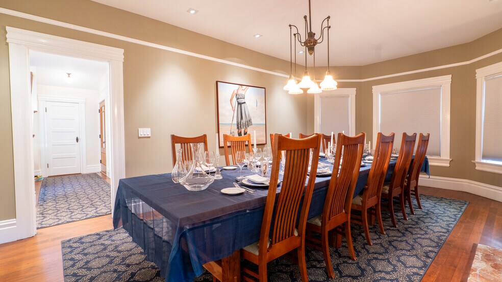 More Photos Of 1133 Seminary St, Napa Storefront Retail Office For Sale