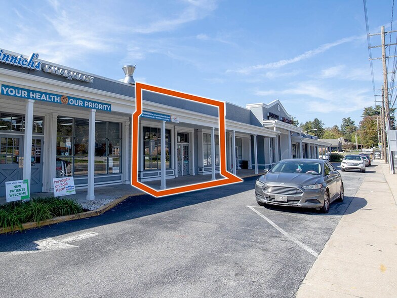 More Photos Of 928-976 S George St, York Unknown For Lease