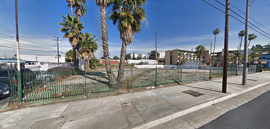 Primary Photo Of 3527 Pacific Coast Hwy, Signal Hill Land For Sale