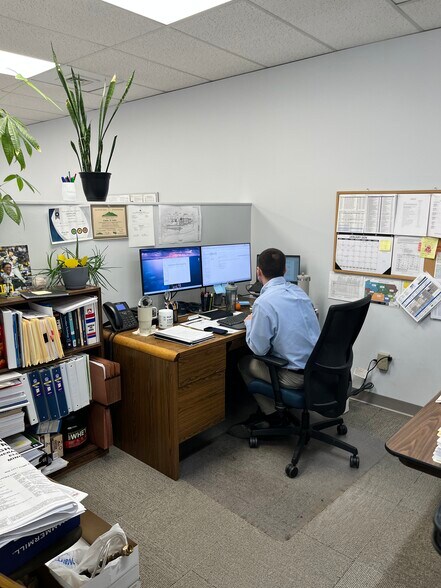 More Photos Of 5173 Campbell's Run Rd, Pittsburgh Office For Sale