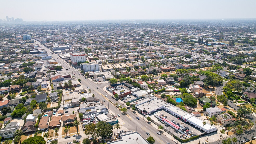 More Photos Of 4320 W Pico Blvd, Los Angeles Auto Repair For Sale