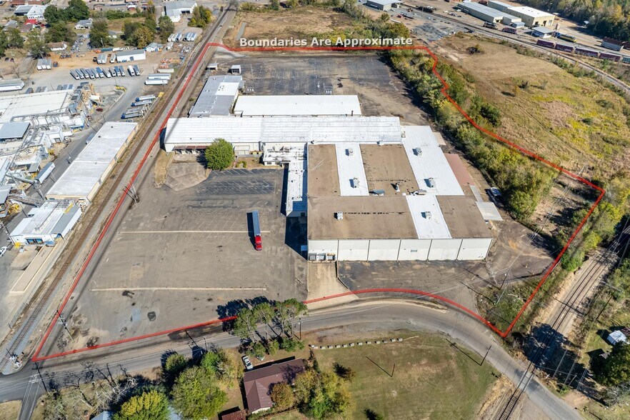 More Photos Of 103 Red Bridge Rd, De Queen Warehouse For Sale