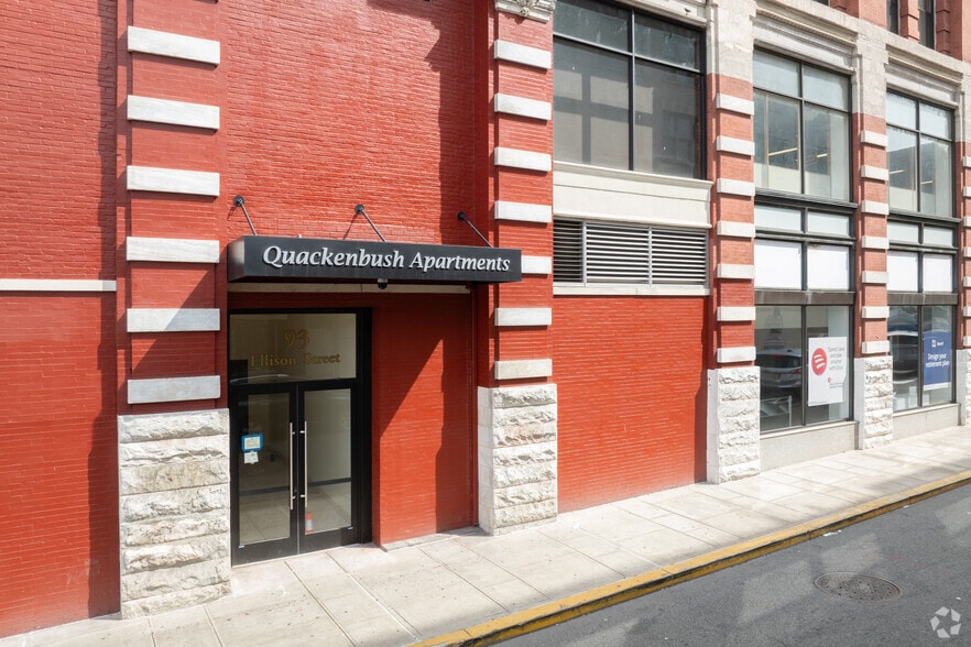 More Photos Of 186 Main St, Paterson Office Residential For Lease