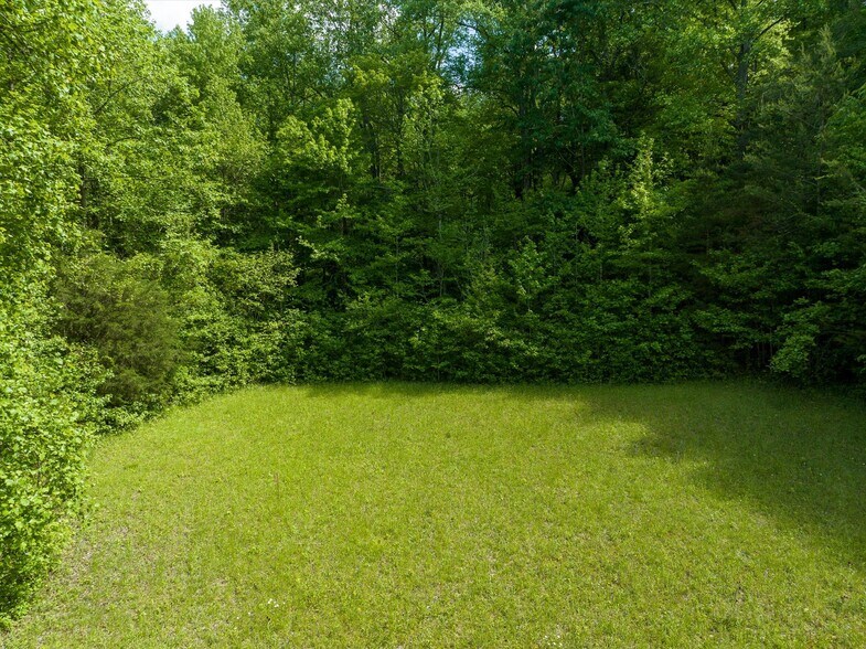 More Photos Of 899 W Mills Street, Columbus Land For Sale