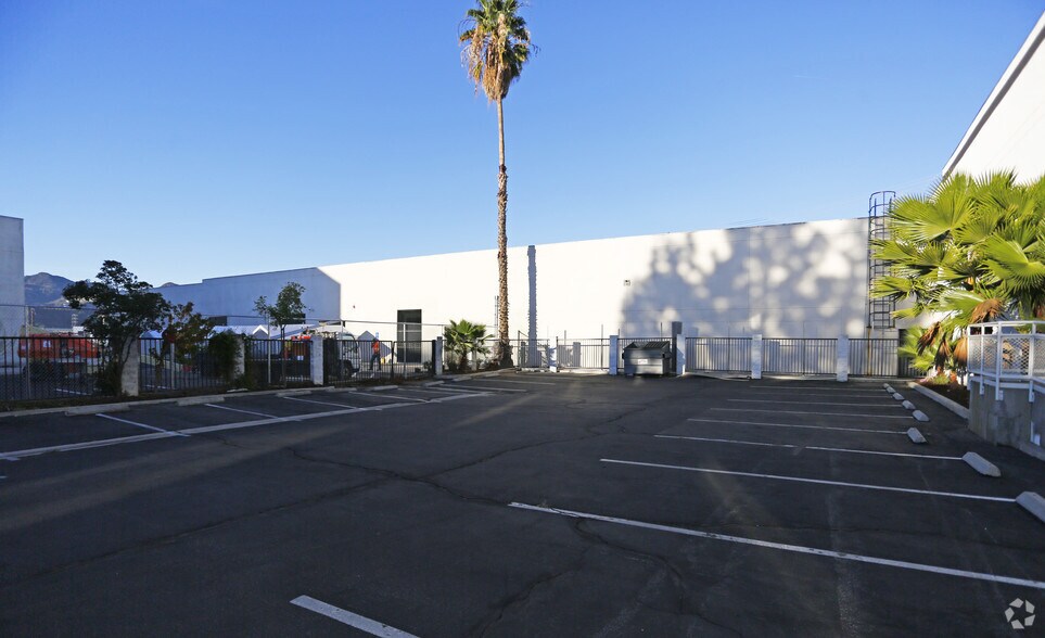 More Photos Of 1011 Grandview Ave, Glendale Unknown For Lease