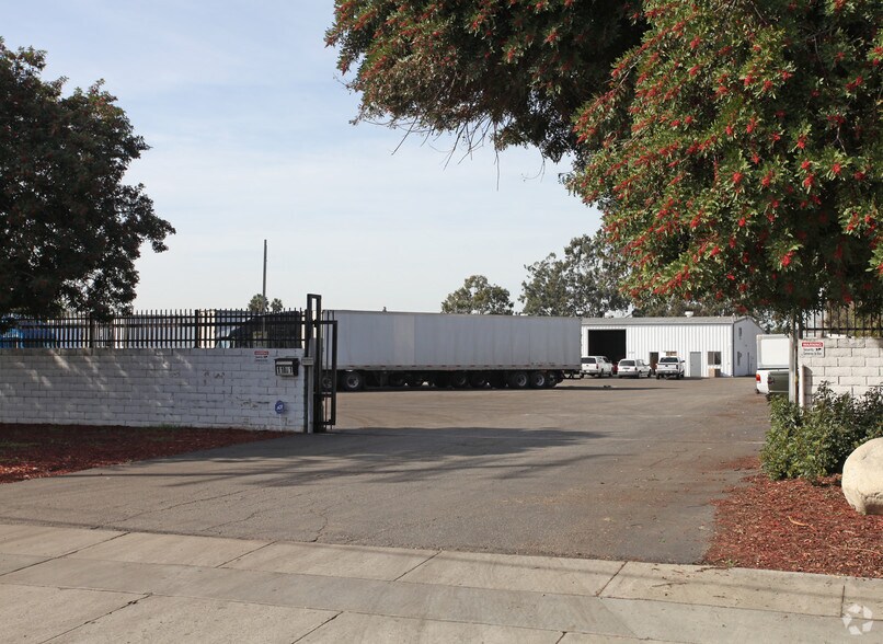 More Photos Of 1101 S East End Ave, Pomona Truck Terminal For Lease