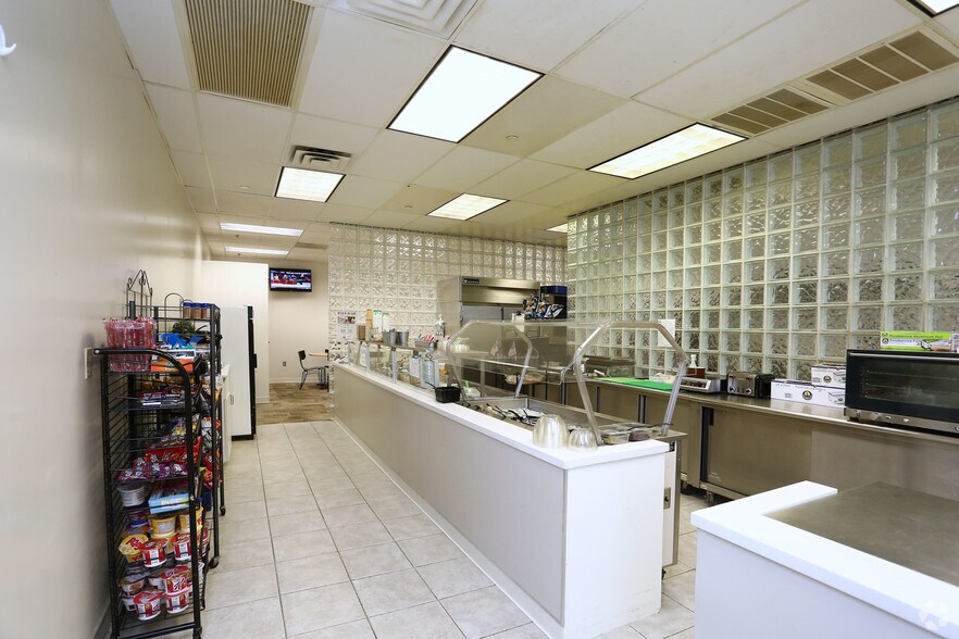 More Photos Of 1 Waterview Dr, Shelton Light Distribution For Lease