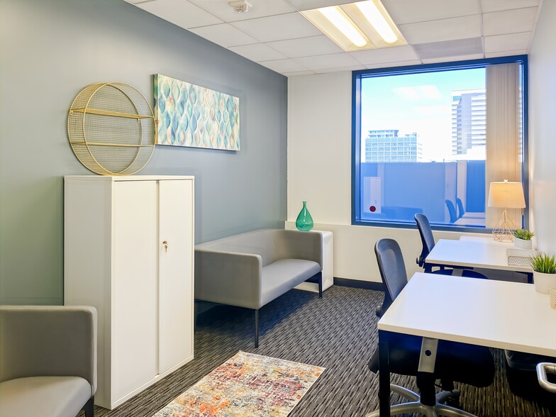 More Photos Of 111 W Ocean Blvd, Long Beach Coworking Space