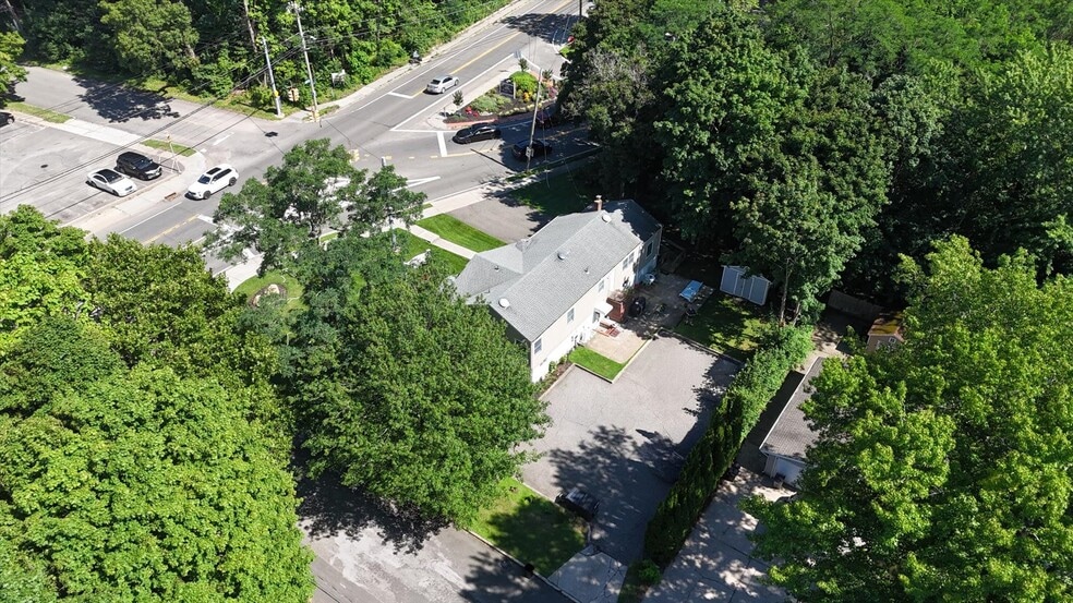 More Photos Of 198 Terry Rd, Smithtown Office For Sale