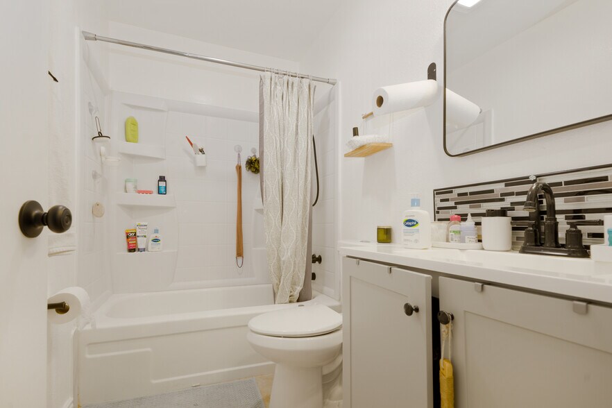 More Photos Of 1312-1322 Bulldog Ln, Fresno Apartments For Sale