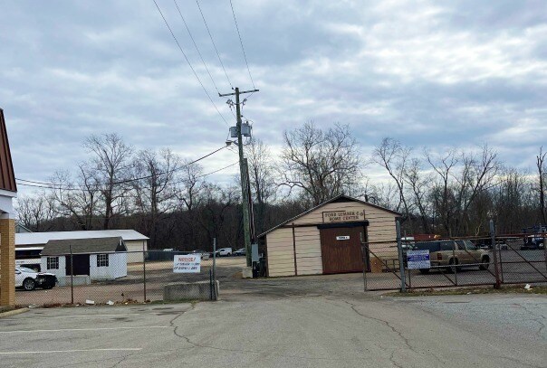 More Photos Of 15193-15207 Marlboro Pike, Upper Marlboro Warehouse For Lease