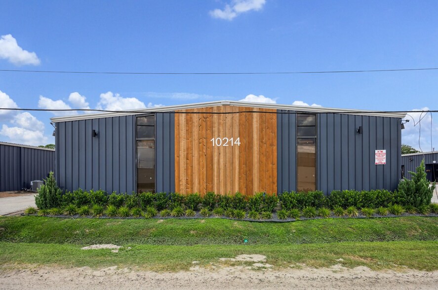 More Photos Of 10226 Georgibelle Dr, Houston Unknown For Lease