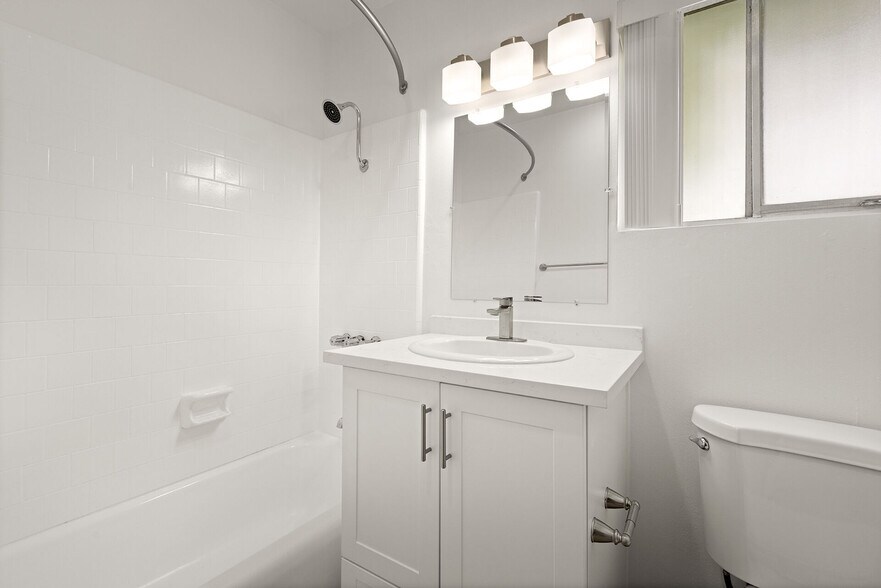 More Photos Of 310 S Anza St, El Cajon Apartments For Sale