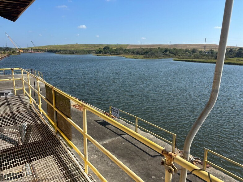 More Photos Of 5320 Ingalls Ave, Pascagoula Shipyard For Sale