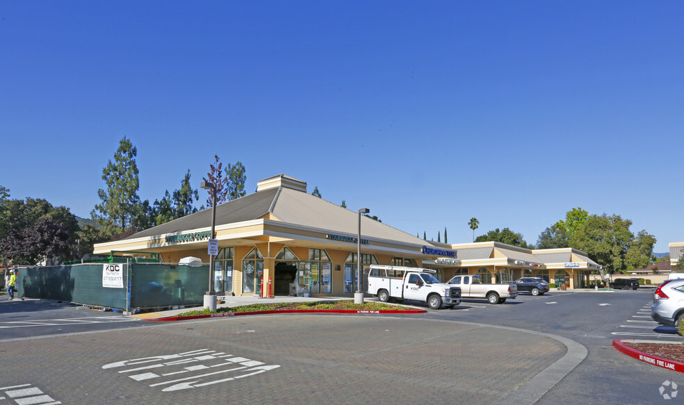 Primary Photo Of 15525-15569 Union Ave, Los Gatos Unknown For Lease