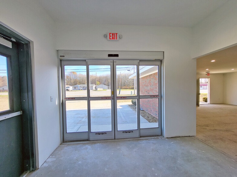 More Photos Of 7782 W Ridge Rd, Fairview Township Luzerne Storefront Retail Office For Sale