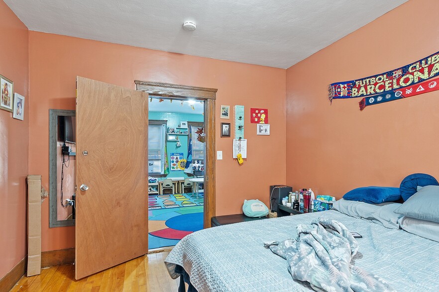 More Photos Of 36-38 Houghton St, Worcester Apartments For Sale