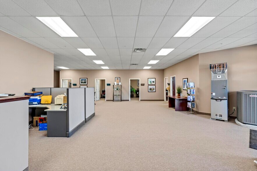 More Photos Of 4701 Presidential Way, Dayton Office For Sale