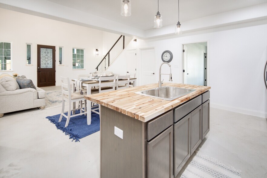 More Photos Of 1235 Kelley Woods Ln, Franklin Specialty For Sale