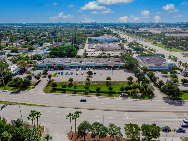 Primary Photo Of 150-192 N Powerline Rd, Pompano Beach Unknown For Lease