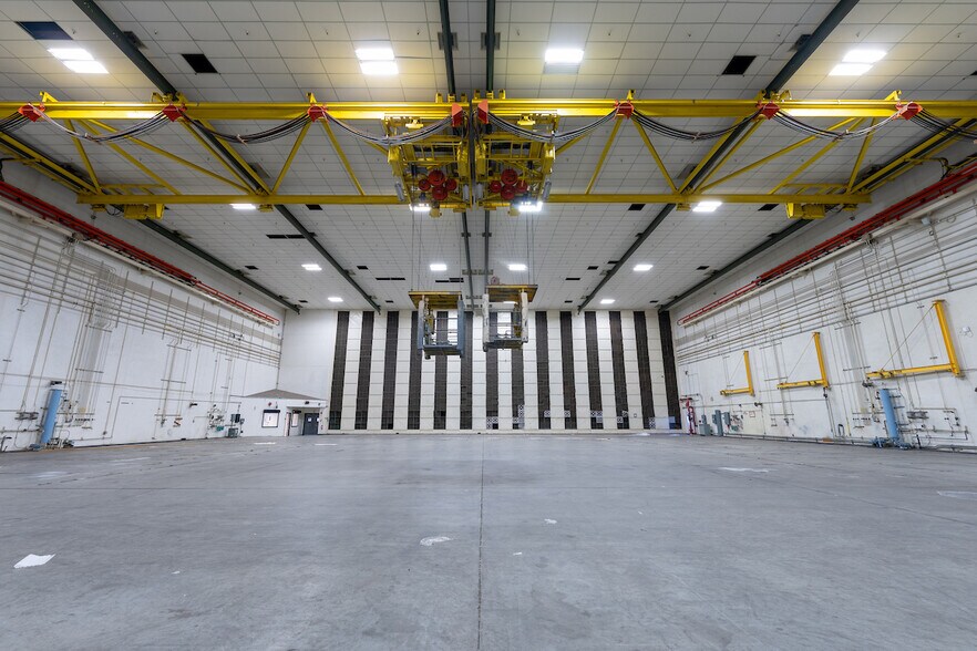 More Photos Of 2301 Monarch St, Alameda Warehouse For Lease