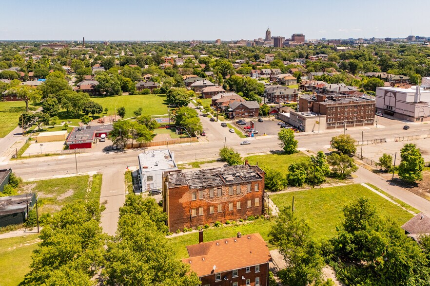 More Photos Of 2627 Blaine St, Detroit Religious Facility For Sale